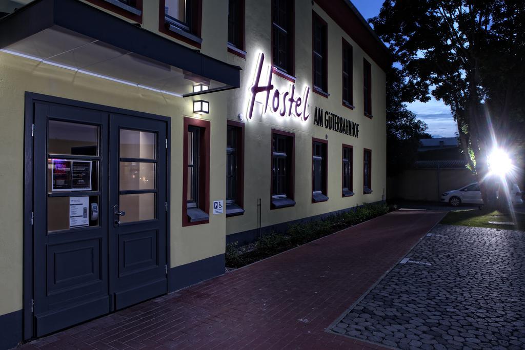 Hostel Am Gueterbahnhof Neubrandenburg Eksteriør billede