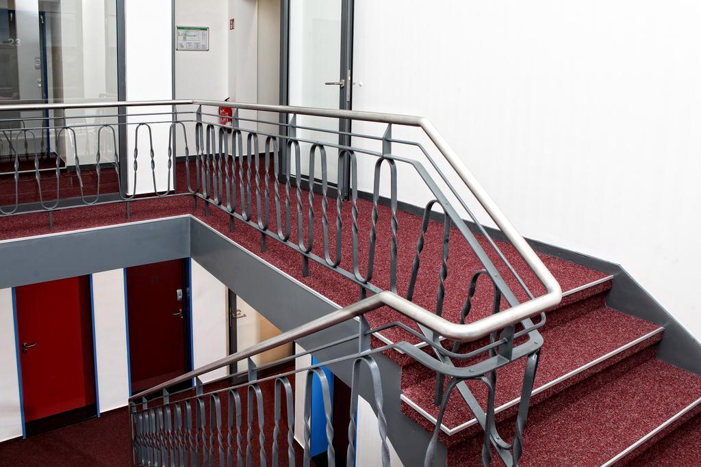 Hostel Am Gueterbahnhof Neubrandenburg Eksteriør billede